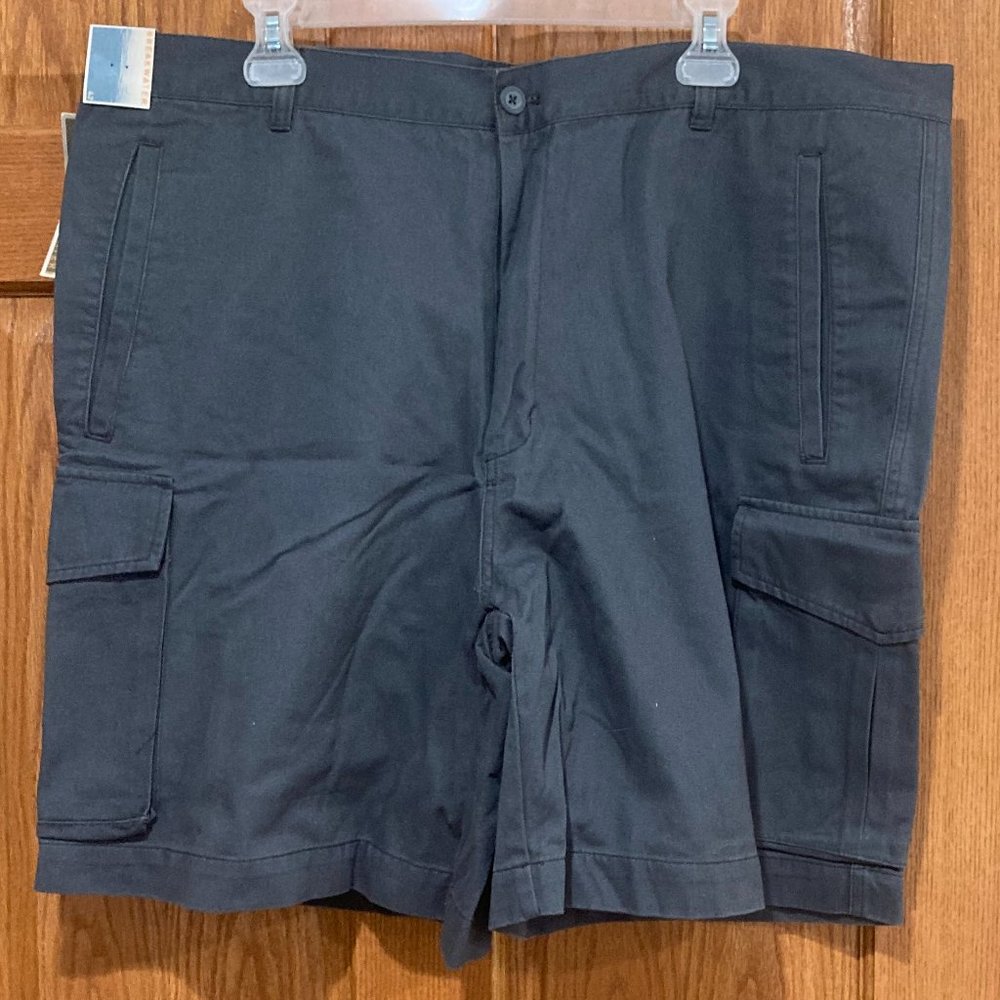 BREAKWATER Men's 42 Flat Front Cargo Shorts Gray 100% Cotton NWT NEW